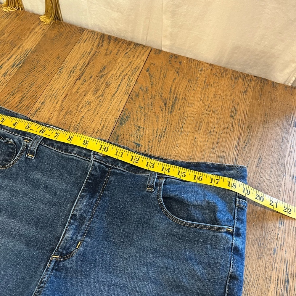 GAP – BLUE DENIM UNIVERSAL JEGGING MID RISE – SIZE 35/20 REGULAR - Picture 8 of 10